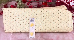 Vtg Yellow Rose TEXTURED Cotton Fabric 40-1/4×55-1/2″ KITTEN Buttons **READ**