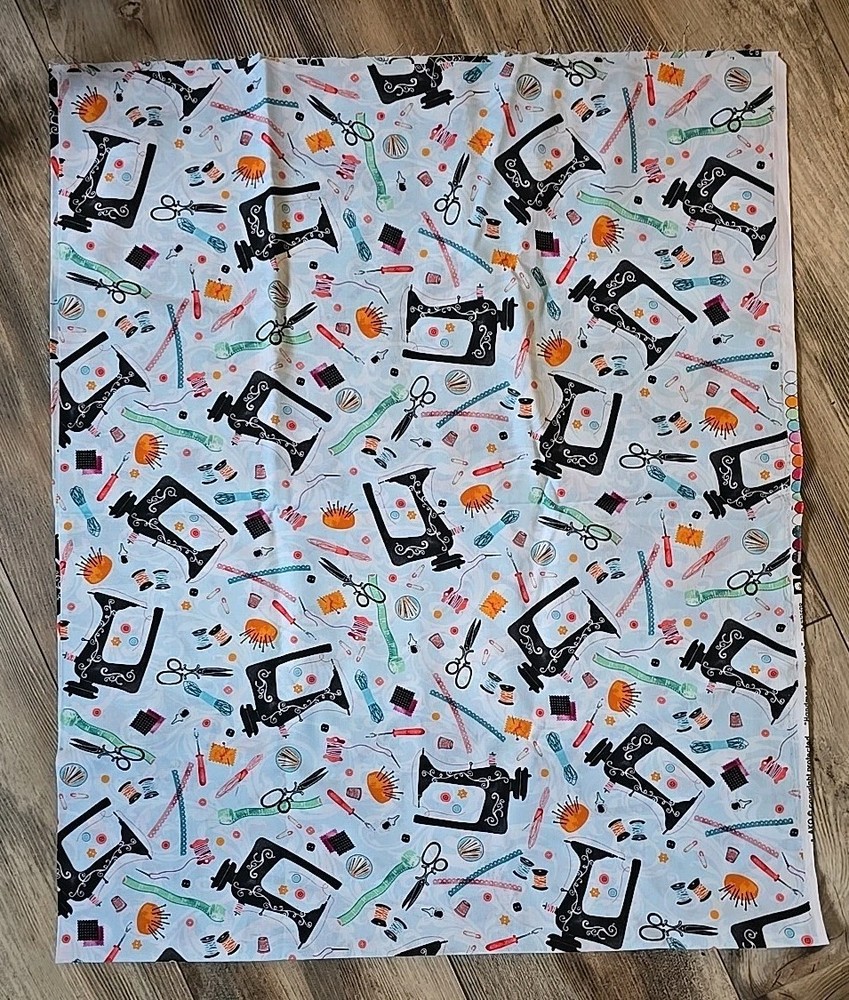 1.5 Yds Handmade With Love Cotton Quilting Fabric Vintage Sewing Machines AKO