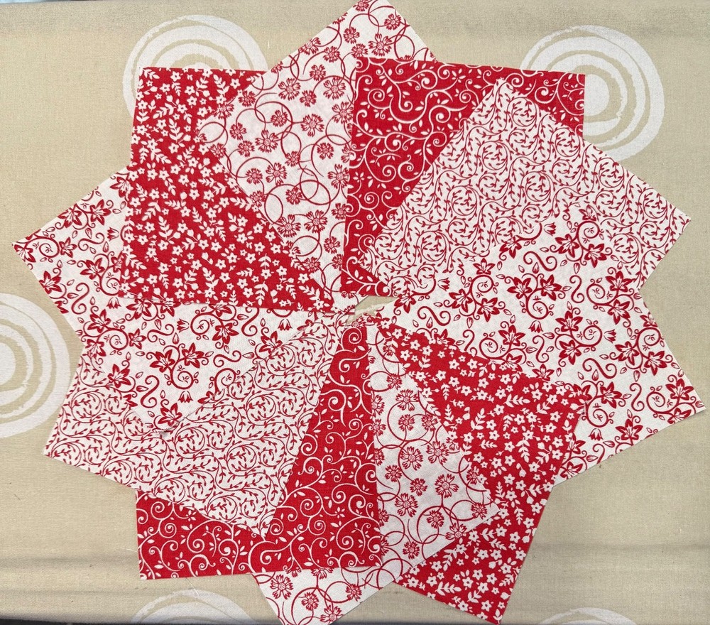 Red/white Flowers & Swirls Charm Pack, 50 pcs, Die Cut