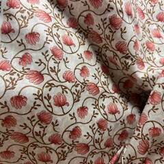 Belle Nouveau Connecting Threads Fabric Twisting Tulips Antique Pink 44″ x 4yds