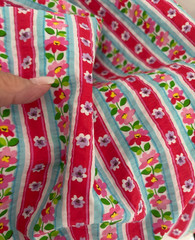 BUY 1-6 Yd 46″W BTY Pink SEERSUCKER Stripe Floral Daisy Cotton FABRIC DSN#19835