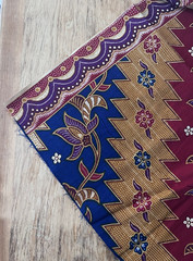 Vintage Indonesian Batik Fabric Cotton Floral Geometric Blue & Red Sarong 75×46