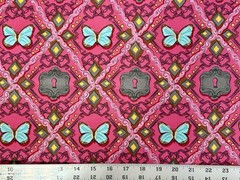 VTG Secret Garden of Butterflies (Top Drawer Quilting Fabrics) – 1 YD 14” x 44”
