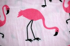 BTY*LARGE DARK PINK FLAMINGOS ON LT PINK ANTI PILL FLEECE FABRIC 1 YD 60X36″