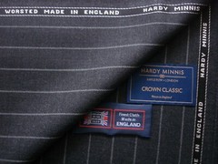 100% WOOL SUITING FABRIC CROWN CLASSIC IN “Charcoal” MADE IN ENGLAND = 3.5 m.