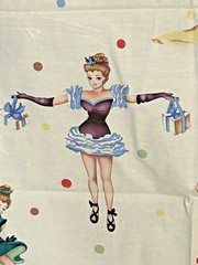 Retro Michael Miller PARTY GIRLS Large Pin Ups CX-1293 Cotton Fabric 32×44″
