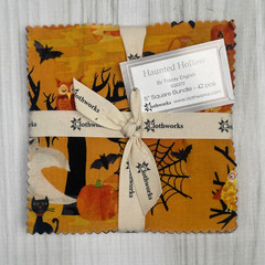 Clothworks Haunted Hollow By Tracey English NEW – 42 Pieces – 5″x5″ Charm Pack