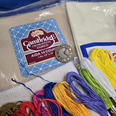 Slow Stitching Lot Fabric Scraps Embroidery Floss Buttons Trim Ribbon Sew 1 Lb