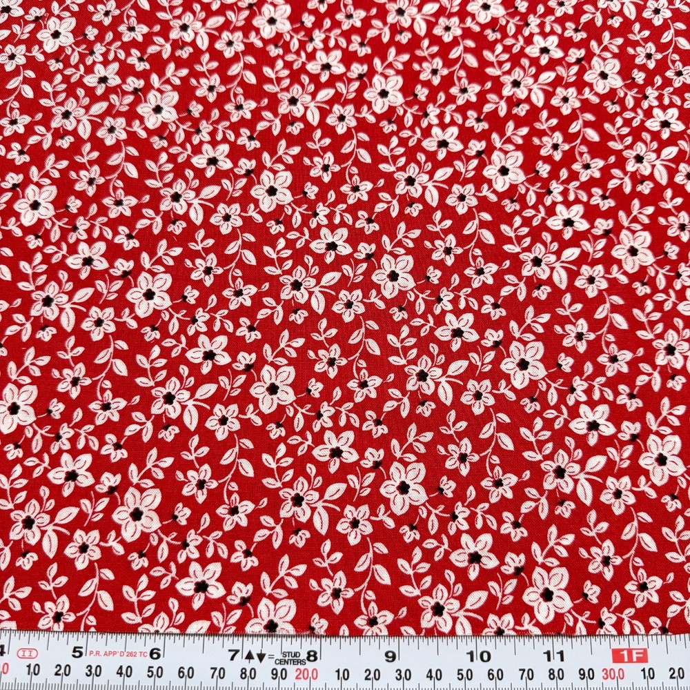 White & Black Florals on Red Unbranded Cotton Fabric Remnant 10″ x 43″