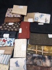 Lot of 20 Fat Quarters Cotton Fabric Mixed Colors & Themes