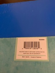 BRAND NEW CREATE IT 100% COTTON TEXTURED PRECUT SEWING AND CRAFT FABRIC 18″ X21″