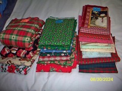 COTTON QUILTING FABRIC – CHRISTMAS PRINTS #1 – UNBRANDED – U -PICK 1
