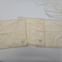 Vintage Linen Scrap Lot For Quilting & Crafting Florals Emroidery Lace Lot X 14