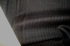 2.83 yds English WOOL Super 120s Suiting Fabric 9.5 oz Stripe Dk Gray 102″ BTP