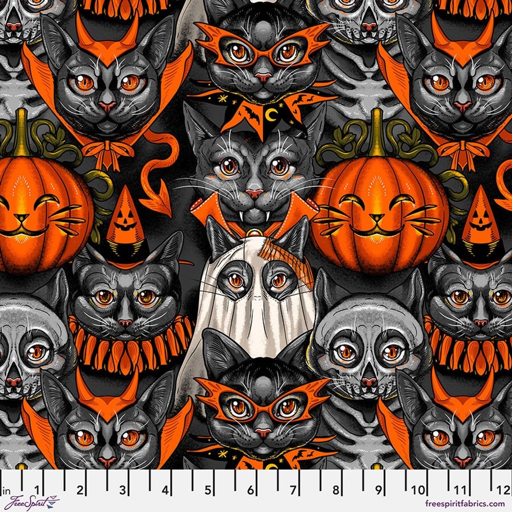 Feline Drive Fabric COSTUMES & COBWEBS Cat Costume Party Fat Quarter (18×22″) FQ