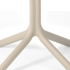 Frond&Form Modern Outdoor Patio Poly Plastic 31.5″ round Dining Table in Sand