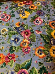 Floral Cotton Fabric Fat Quarter 18×22″ Faye Burgos Marcus Brothers Textiles