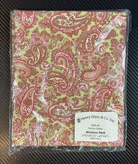 Henry Glass & Co 1006-66 Paisley Green Windsor Park 2YD Cut (72″ x 43″/44″)