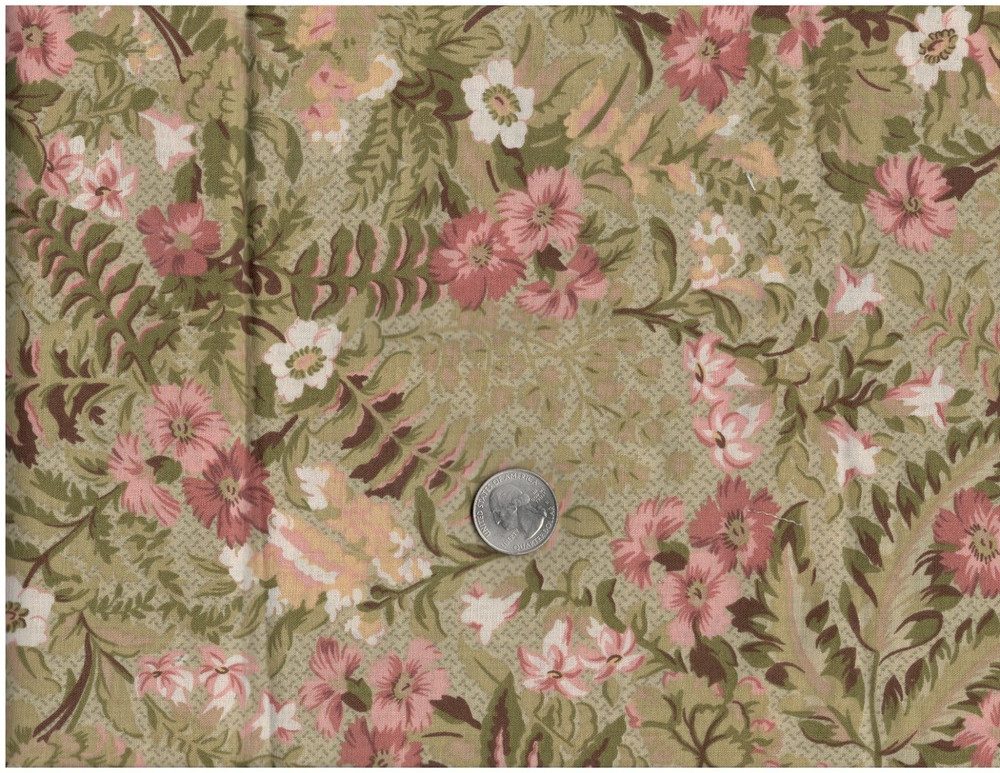 Remnant of Fabric Fat Eighth 9X21 Crafts, Quilting, White Flowers