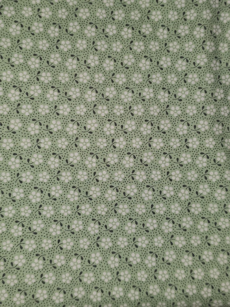 Tilda Meadow Basics Pine By the yard X 43 Inches Cotton print