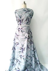 55” Wide Leaf Pattern Viscose Fabric Soft Rayon Poplin Material For Dress Gown