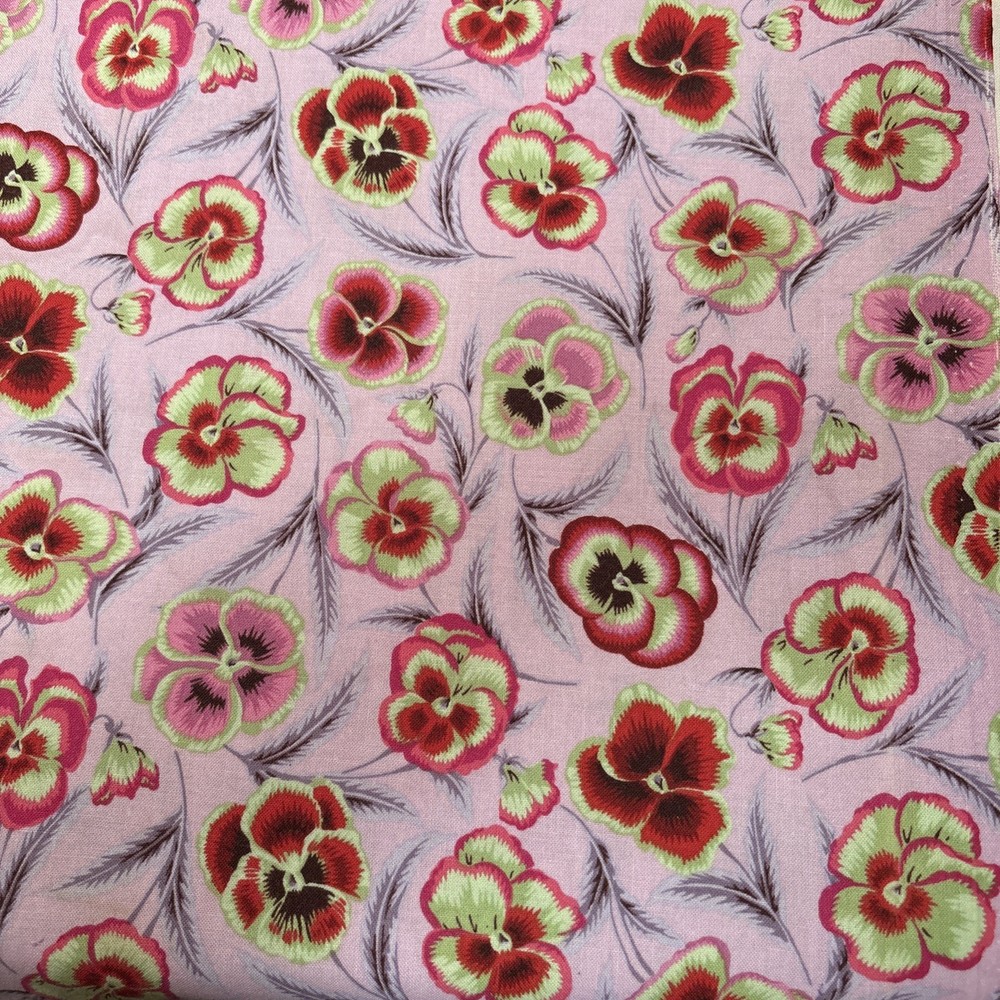 Rowan Quilting Cotton Fabric PHILLIP JACOBS ‘Pansy’ PJ01 15”x 43” Purples
