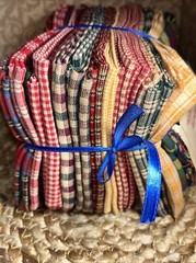 Plaid Fat Quarter Bundle Great Patterns 16 Fabrics 20×22 Deep Colors