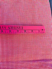 VTG Red & White Gingham Checks Seersucker Pucker Cotton 22″x21″